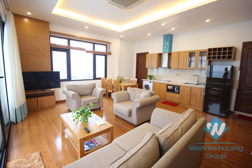 Beautiful 2 bedrooms apartment with gorgeous water view and in a prestige location for rent in Tay Ho, Ha Noi